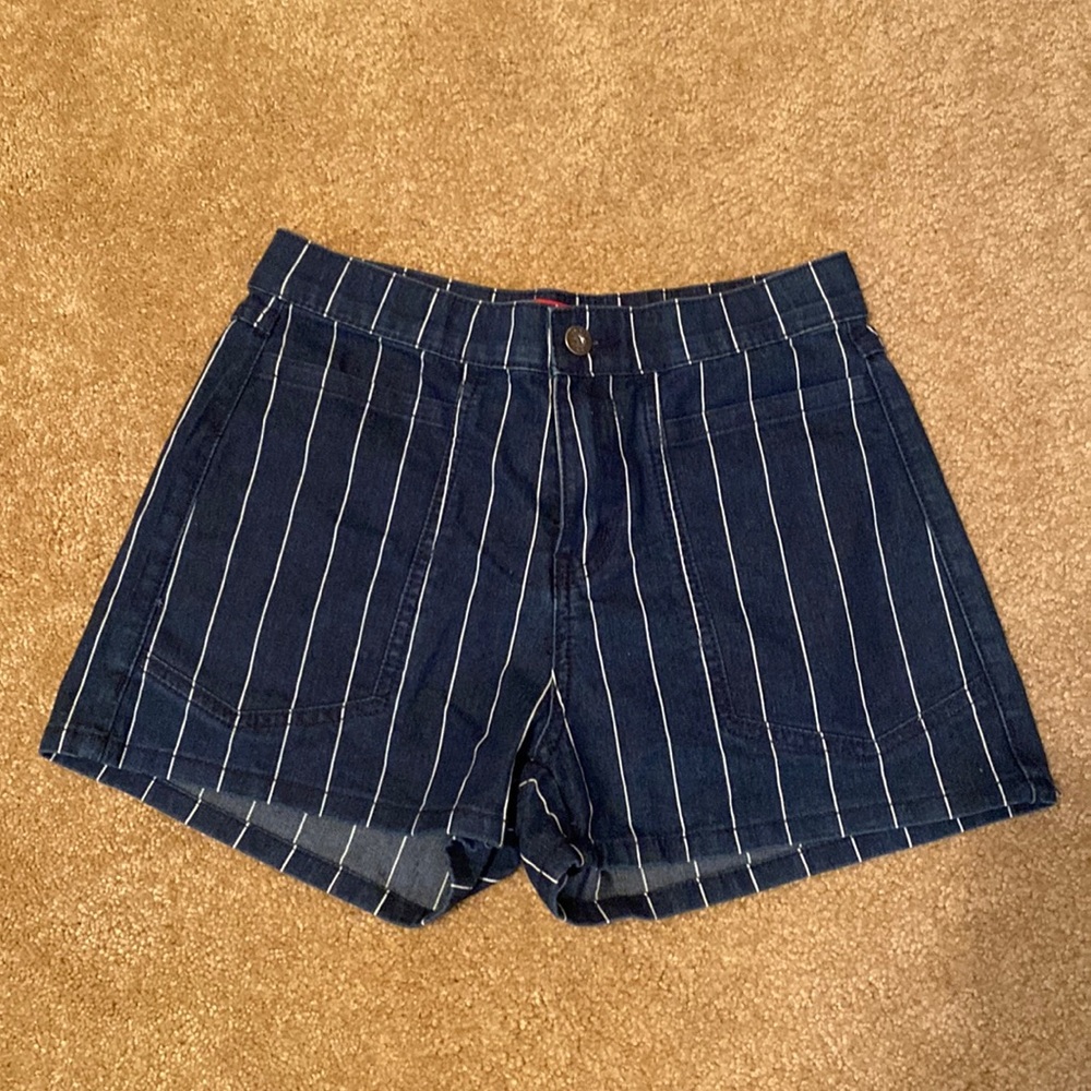 SALE ****UnionBay High Rise Pinstriped Shorts